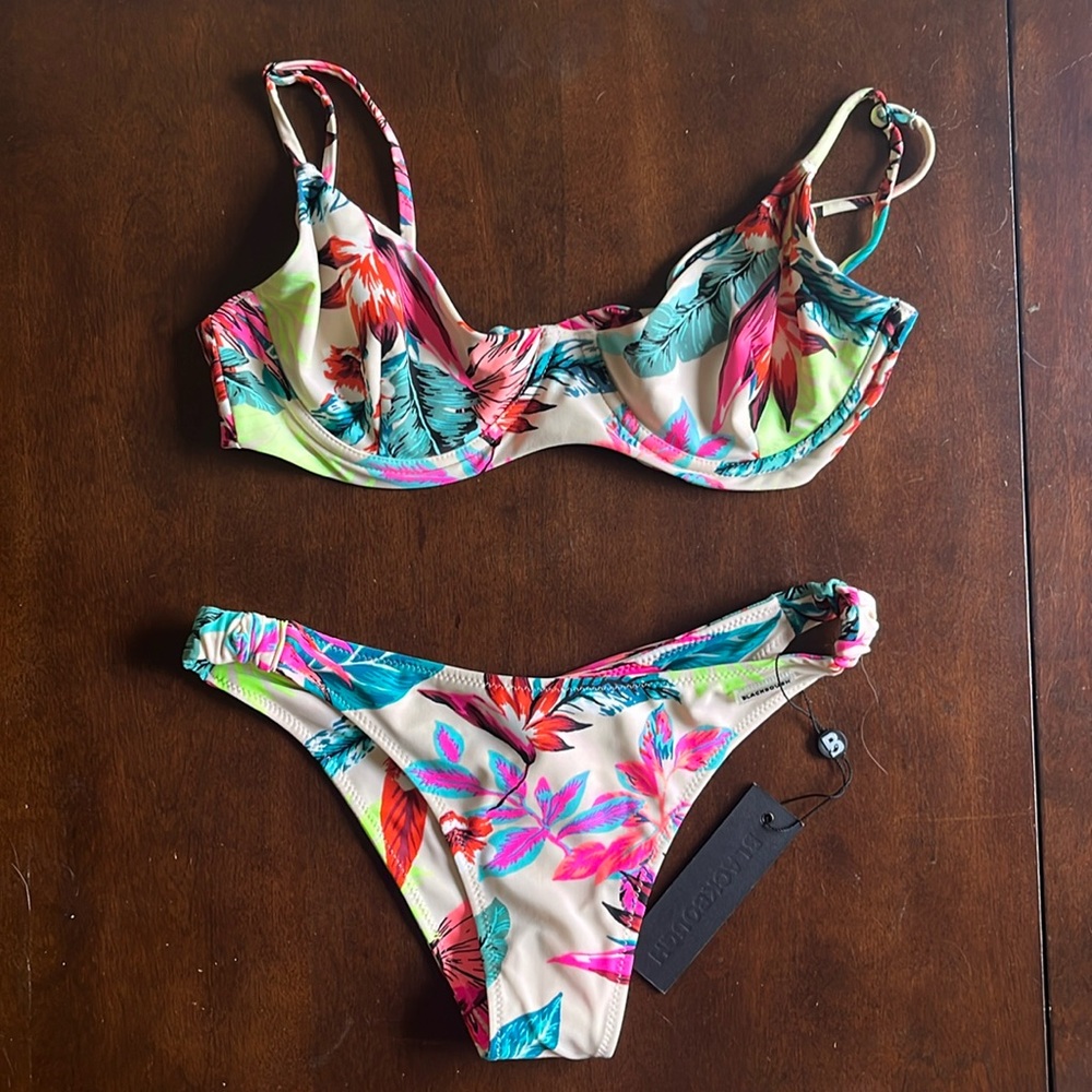 Blackbough Bikini Set Size M
